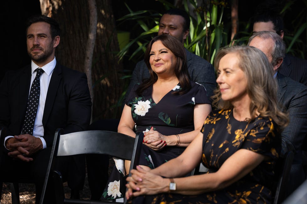 amanda harris's memorial service in neighbours