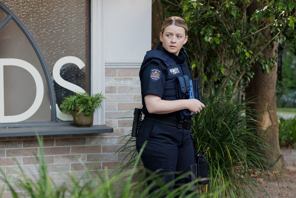 Cara Varga-Murphy in Neighbours cara varga murphy in neighbours