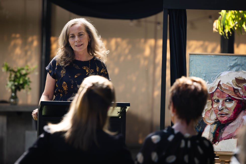 amanda harris's memorial service in neighbours