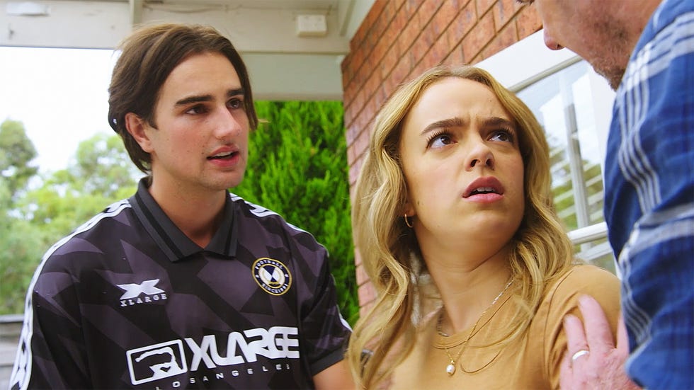 max ramsay and holly hoyland in neighbours