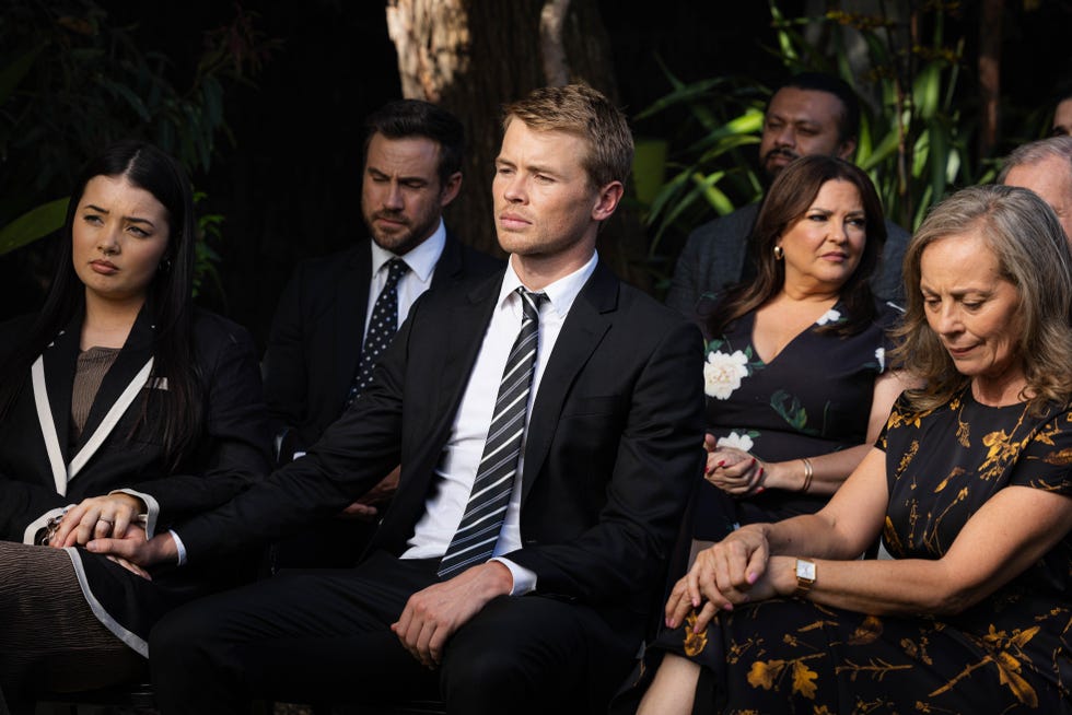 amanda harris's memorial service in neighbours