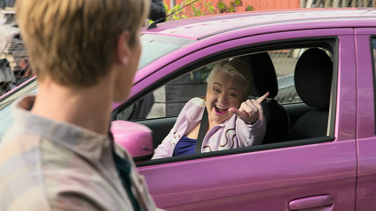 Fan favourite Neighbours star responds to surprise opening titles change