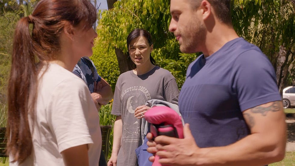 Sandra, Wendy Rodwell and Andrew Rodwell in Neighbours sandra, wendy rodwell and andrew rodwell in neighbours