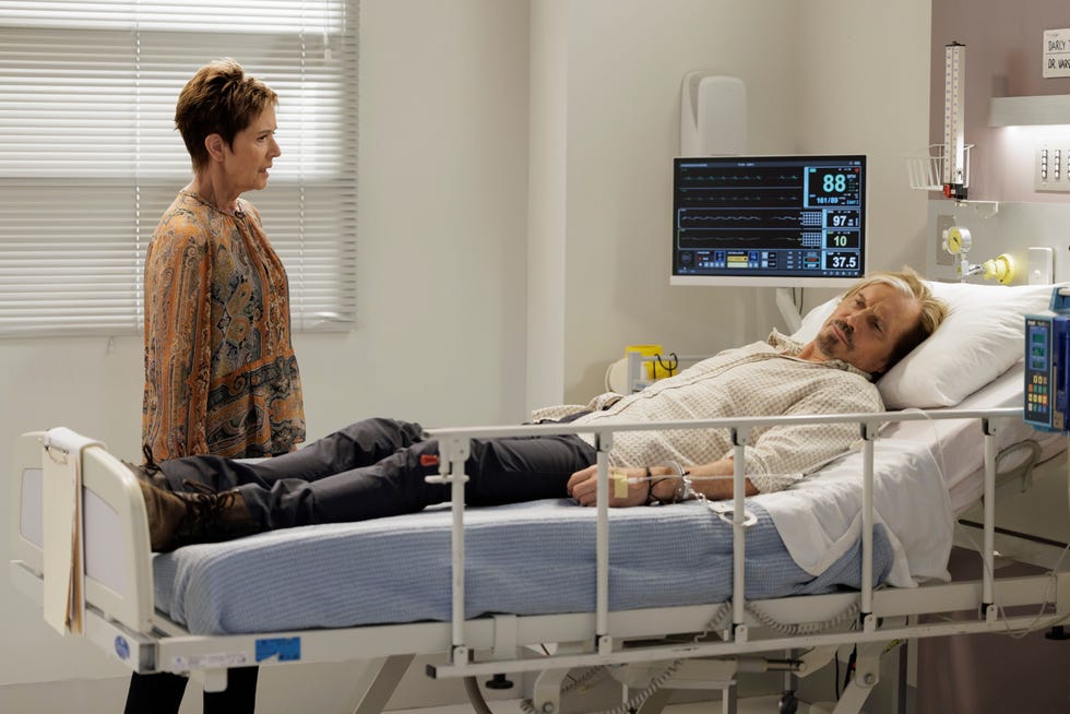 Susan Kennedy and Darcy Tyler in Neighbours susan kennedy and darcy tyler in neighbours