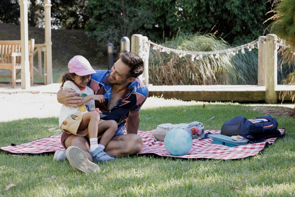 aaron brennan and isla tanaka brennan in neighbours