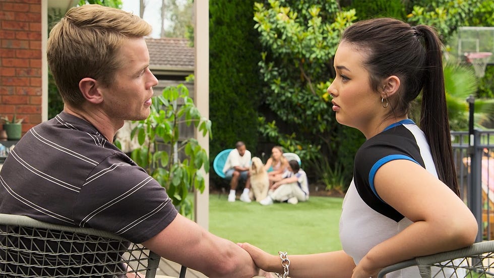 in Neighbours in neighbours