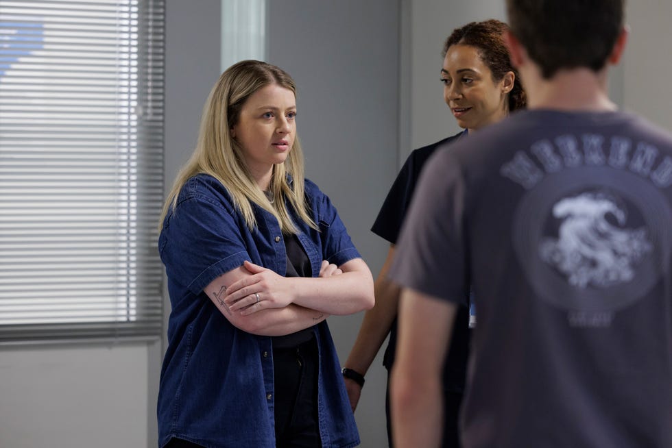 Cara Varga-Murphy in Neighbours cara varga murphy in neighbours