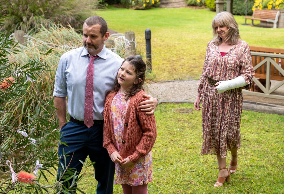 toadie rebecchi, nell rebecchi and melanie pearson in neighbours