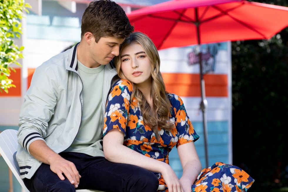 benny turland and georgie stone as hendrix greyson and mackenzie hargreaves in neighbours
