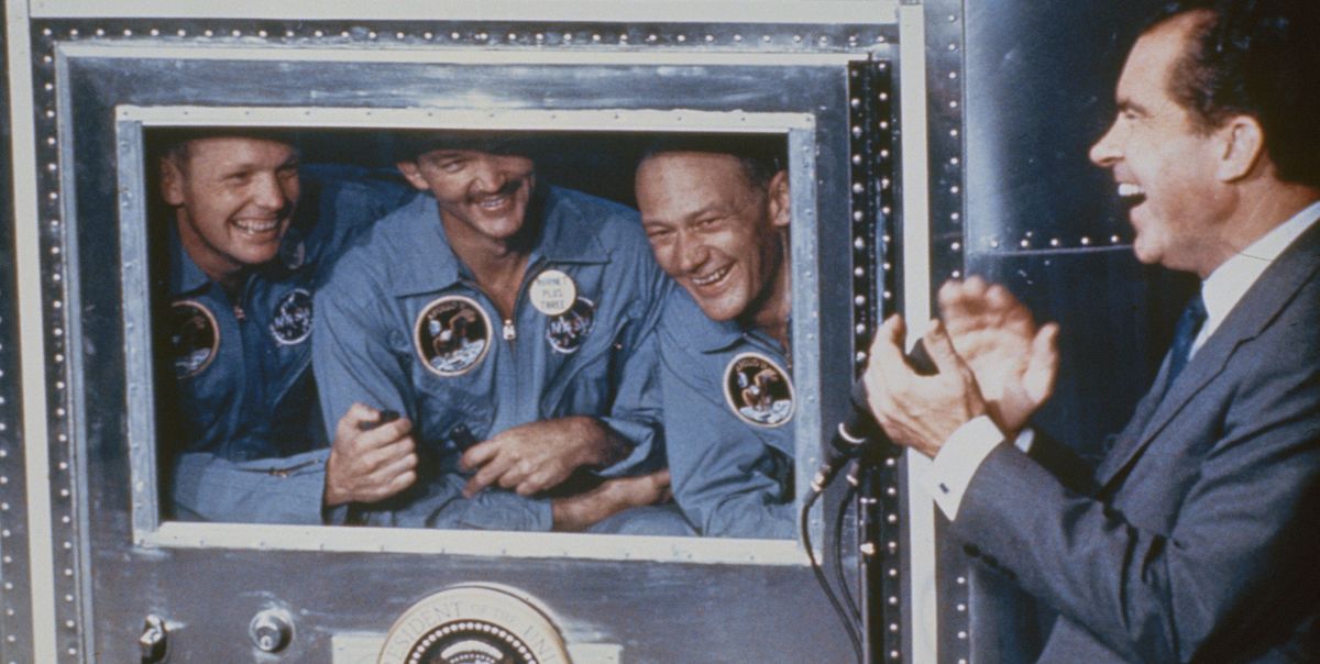 President Nixon And The Apollo 11 Crew