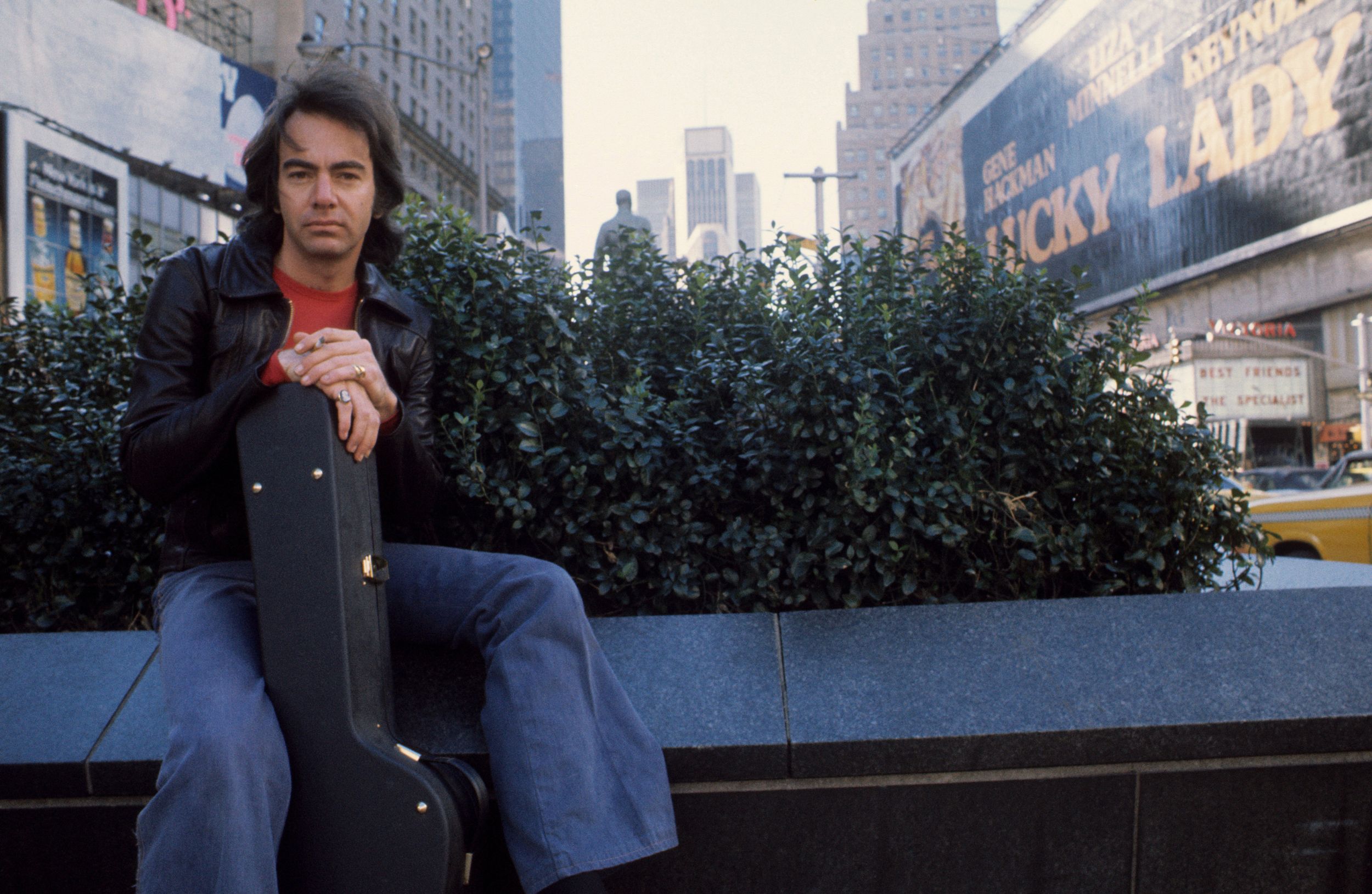 Neil Diamond facts: Childhood, songs, wives, songs and retirement of the  'Sweet - Gold