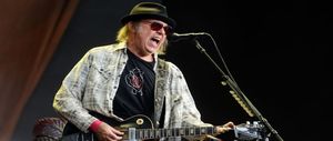 neil young performs in hyde park