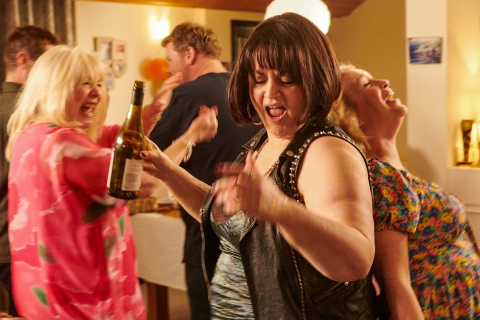 ruth jones as nessa, gavin and stacey the finale
