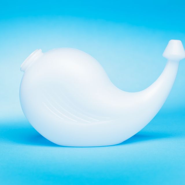 How to Use a Neti Pot and Whether It's Safe, According to Doctors