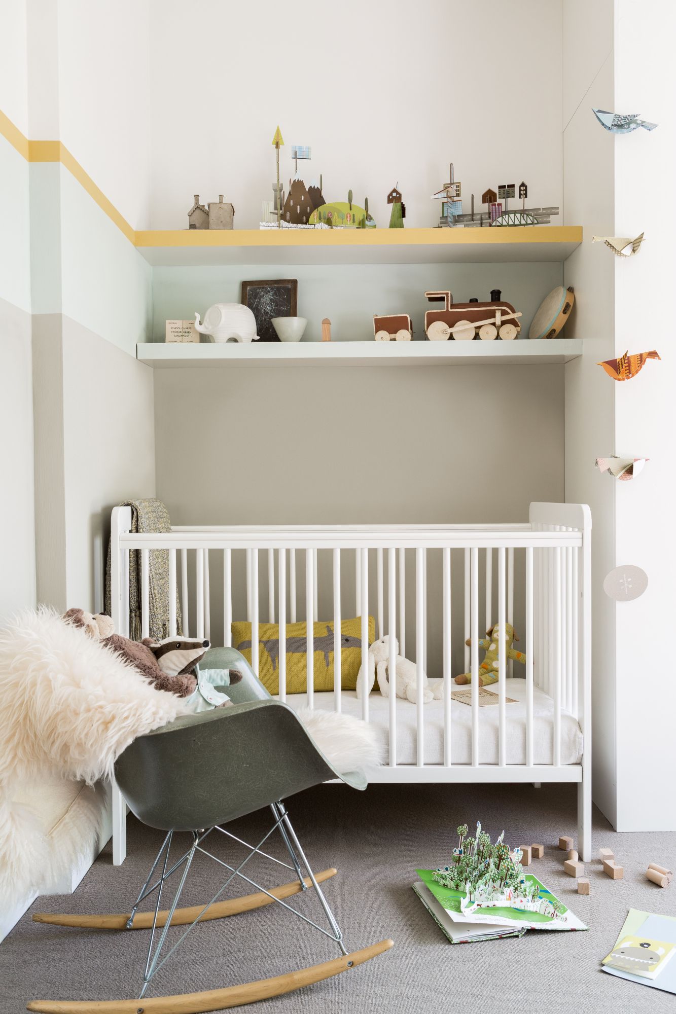 Baby nursery outlet painting ideas