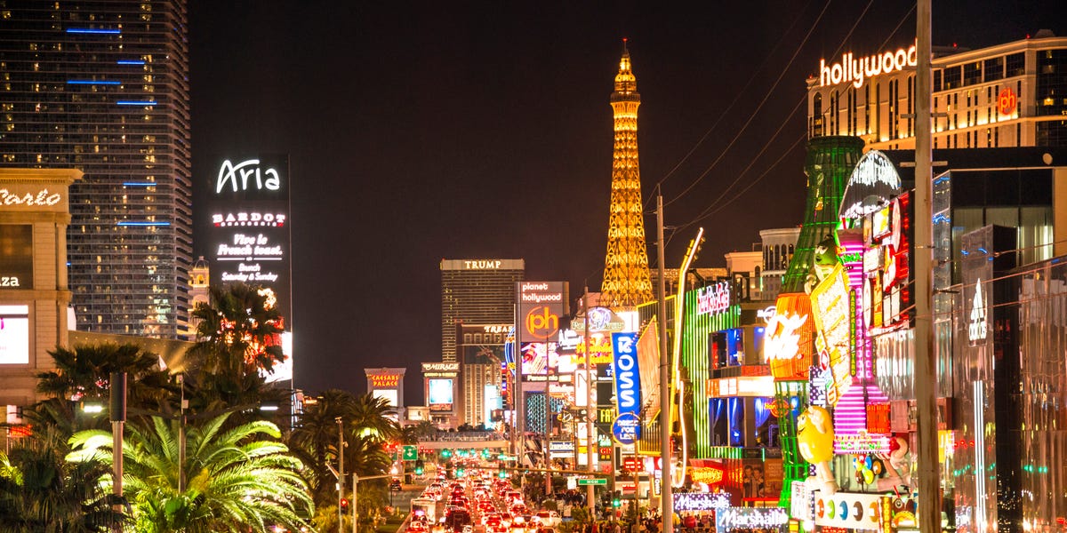 Ilmiraggio di Montesilvano: Quando l'Italia Sognava Las Vegas e Ora Ritorna al Silenzio