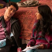 darren barnet as paxton hall yoshida and maitreyi ramakrishnan as devi vishwakumar in episode 203 of never have i ever