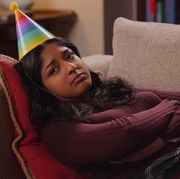 never have i ever maitreyi ramakrishnan as devi in episode 301 of never have i ever cr courtesy of netflix © 2022