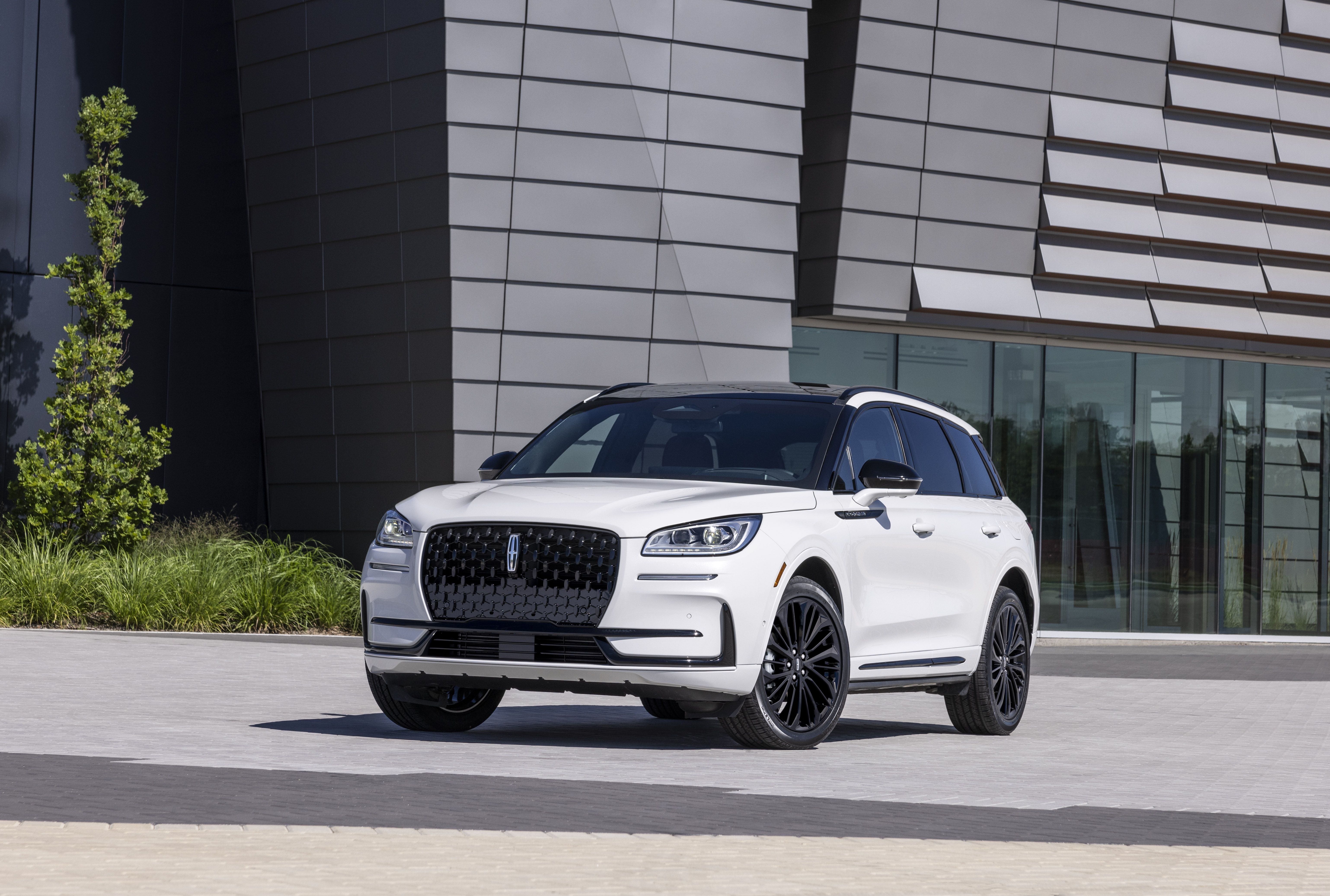 2023 Lincoln Corsair Review, Pricing, and Specs