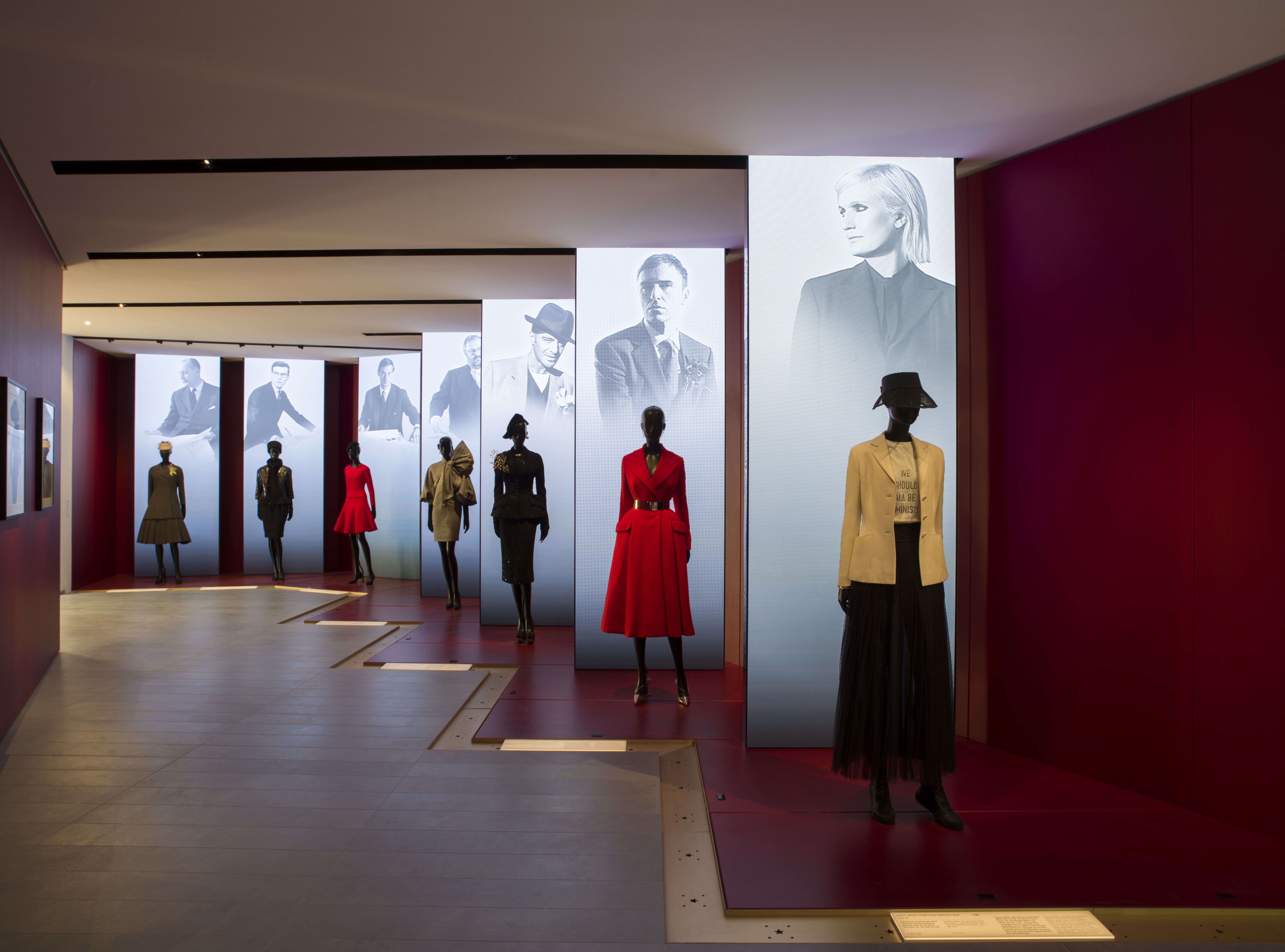 Dior New Looks - Fashion Museum Riga Online Store