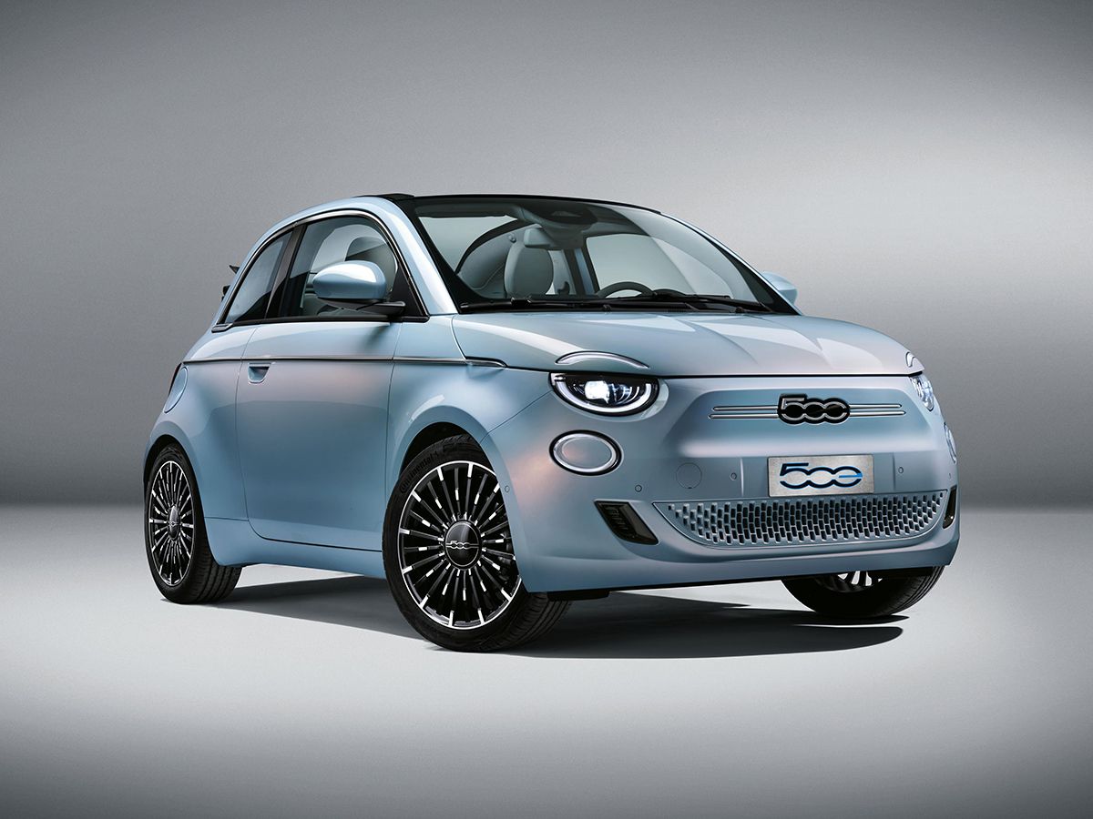 The Fiat 500 Is Back, and It's All-Electric This Time Around