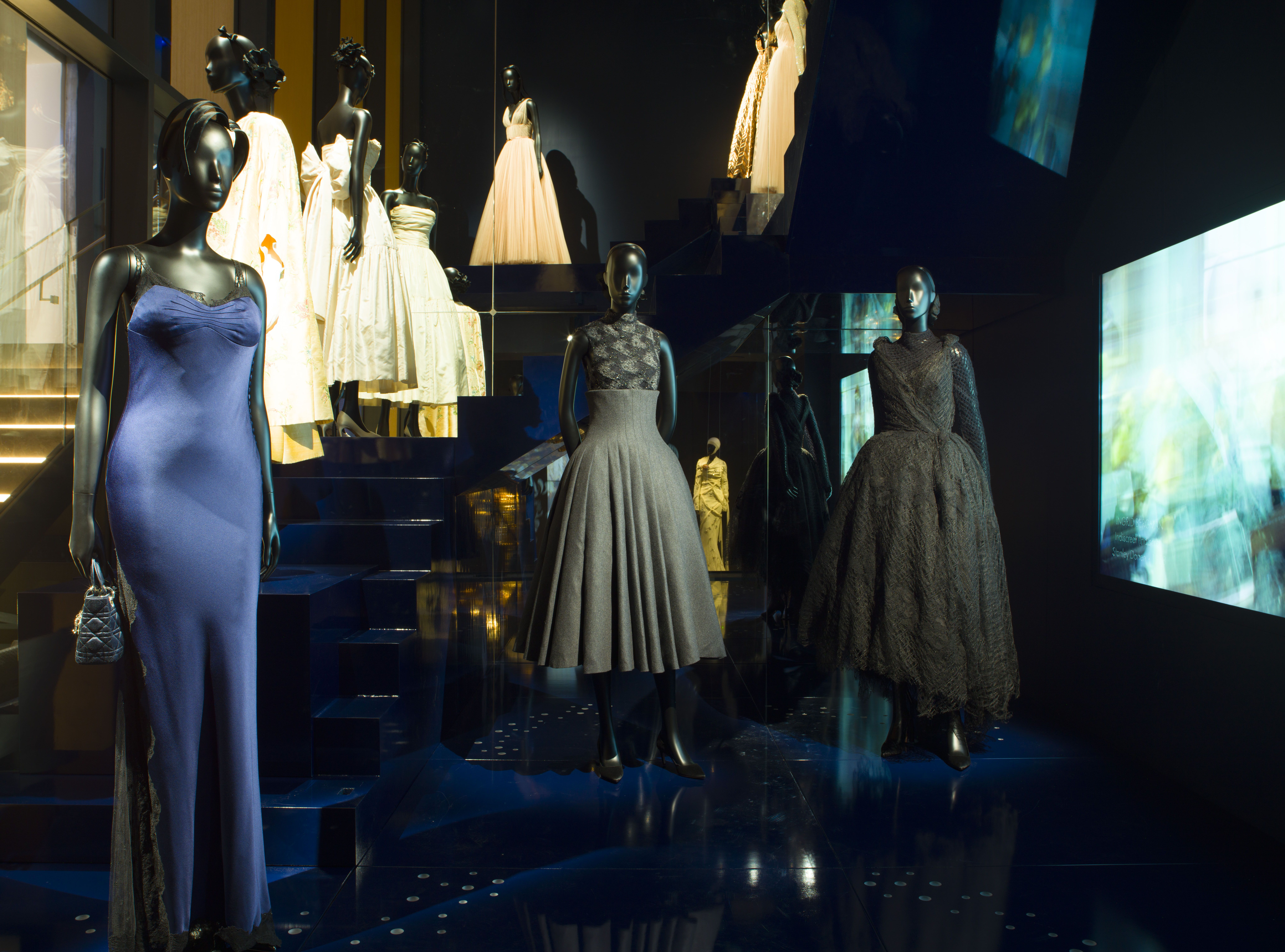 Dior Celebrates the Re-Opening of Its Paris Flagship with an Exclusive  Capsule Collection – CR Fashion Book