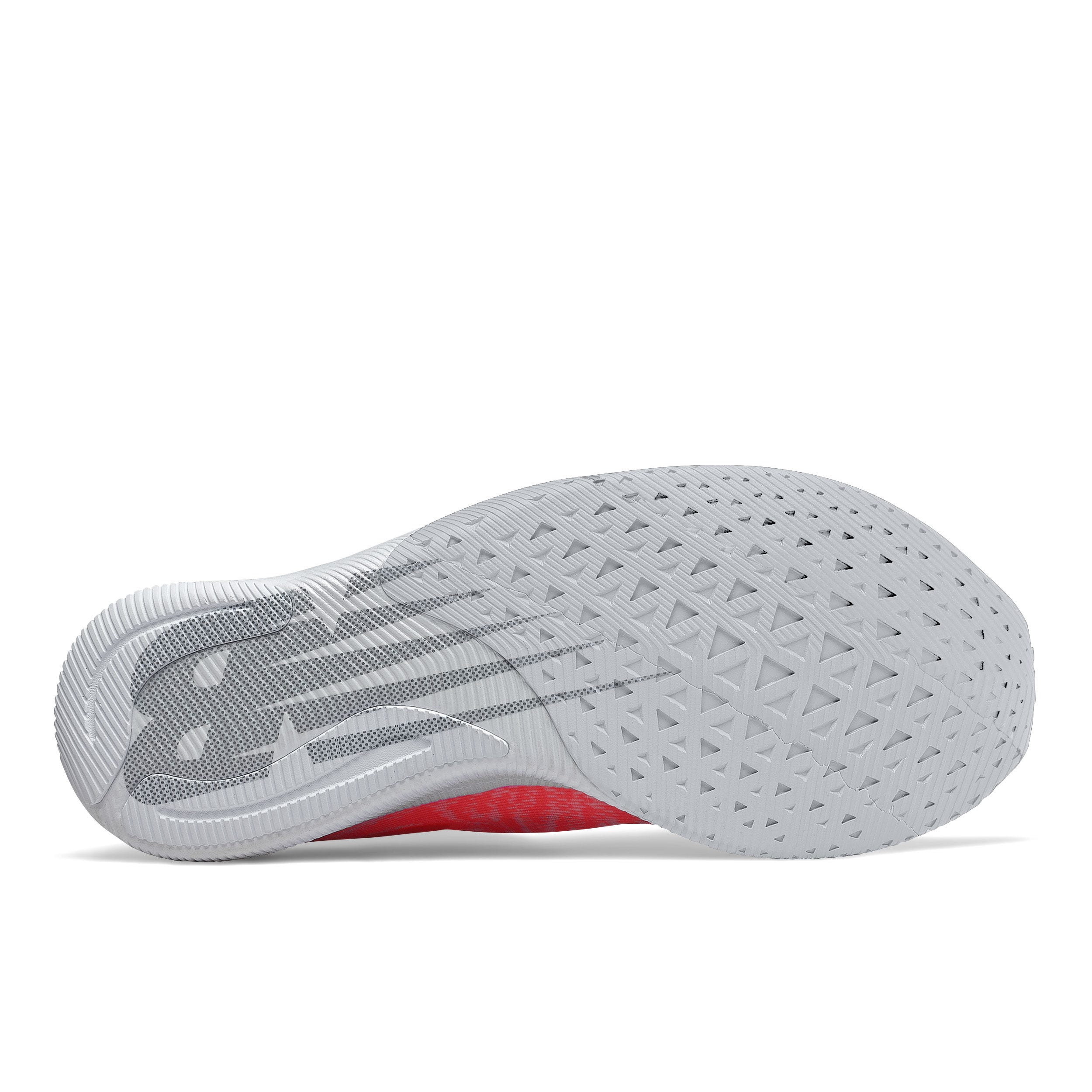 la suela de la zapatilla de running new balance fuel cell tc energystreak