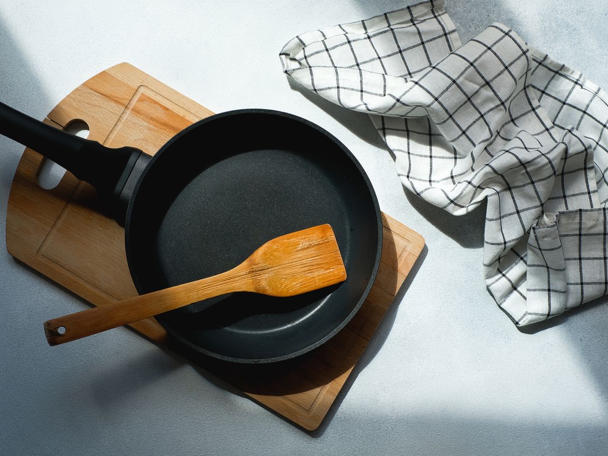 The 6 Best Cast Iron Skillets of 2023