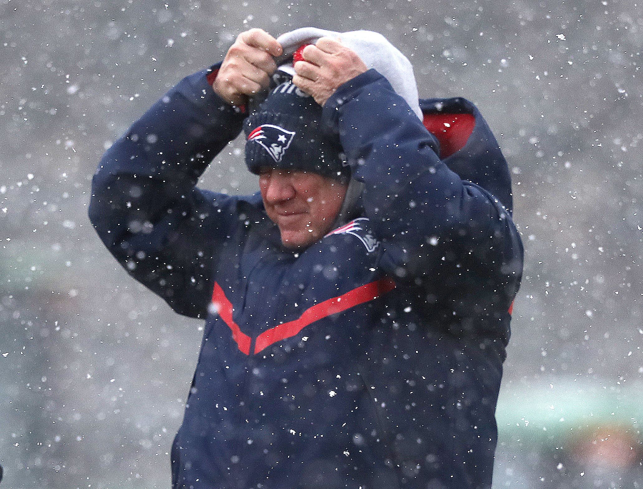 How NFL Fields and Players Stay Warm