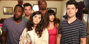 fans spot odd detail in new girl there are bears in every single episode