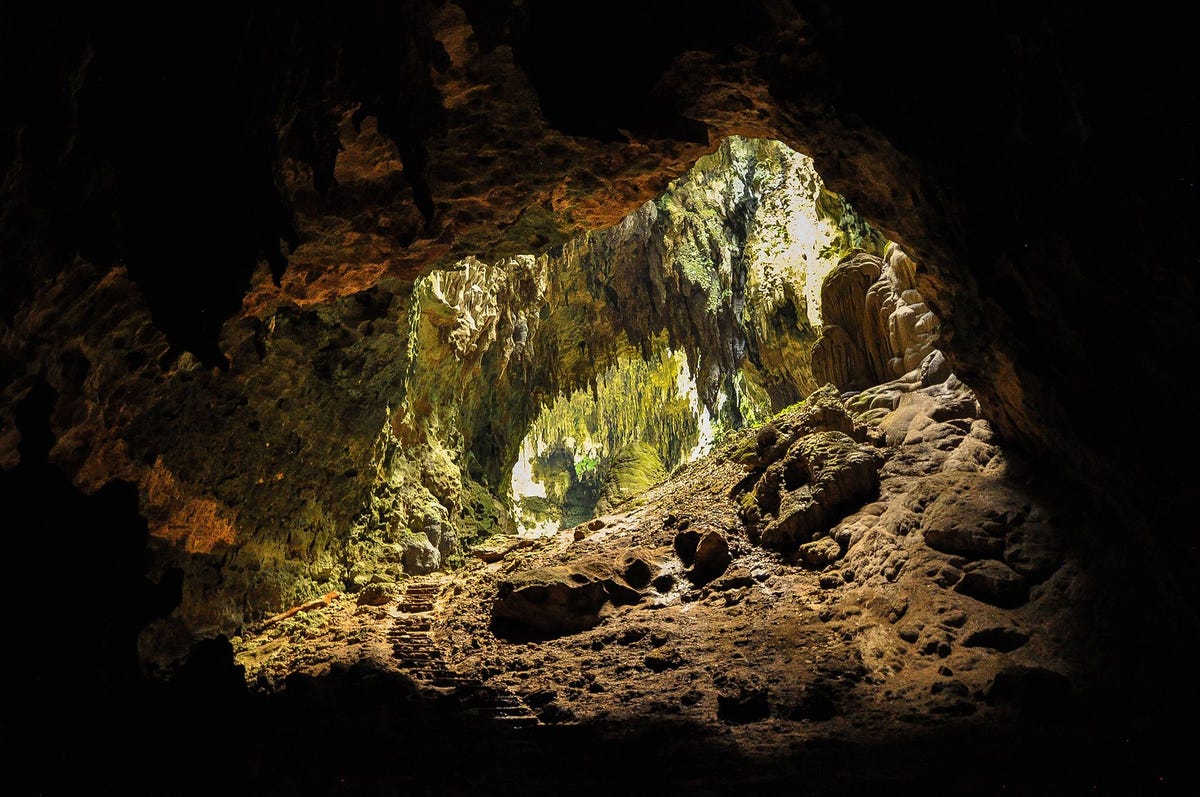 Onderzoekers vonden bij opgravingen in de Callaogrot tanden en botten die naar hun zeggen afkomstig zijn van een nieuwe soort oermens die zij Homo luzonensis hebben genoemd