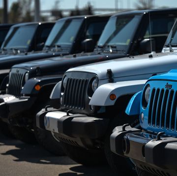 jeeps on dealer lot