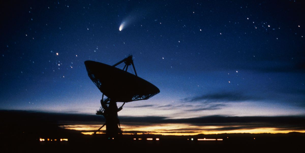 New Mexico, Vla Radio Telescope And Hale-Bopp Comet