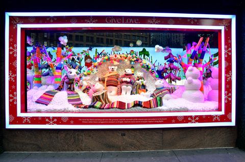 macy's herald square holiday windows and santaland media preview 2022