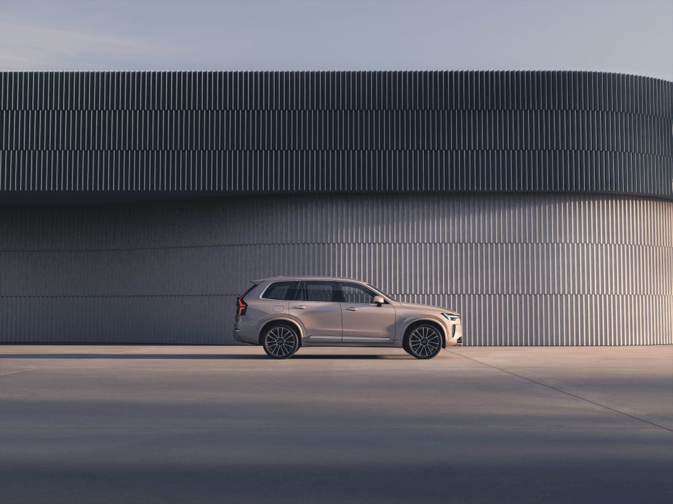 2025 12 volvo xc90