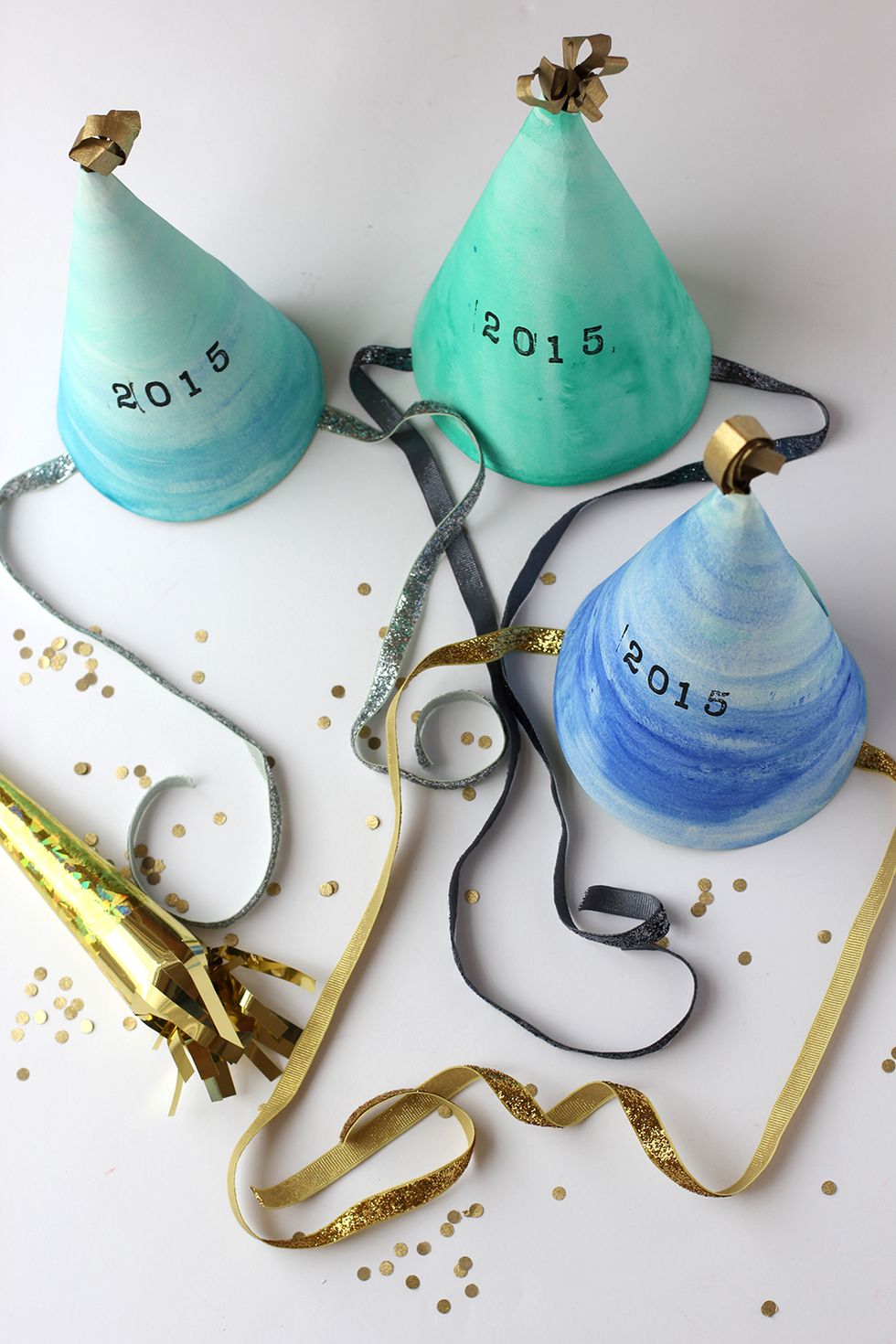 Clever New Year's Eve Party Favor Ideas - Crafty Morning