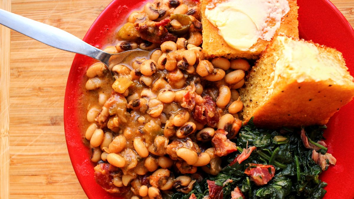 preview for Eat New Year's Black Eyed Peas For Good Luck Every Day!