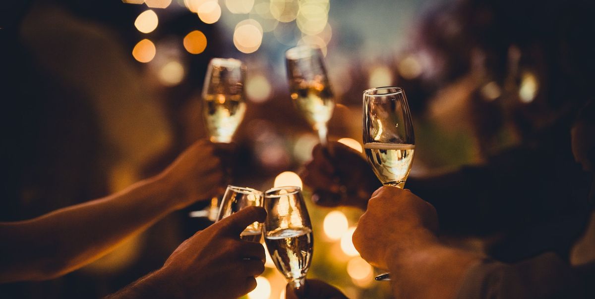 85 Best New Years Toasts 2024 Funny And Inspiring Nye Toasts