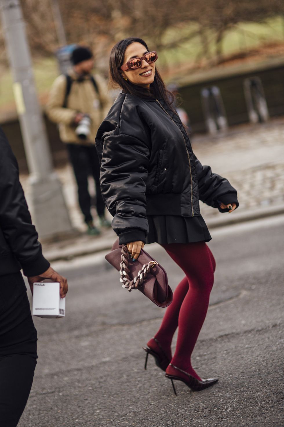 7 Street Style Outfits with Tights to Recreate