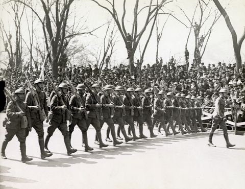 Returning Doughboys Marching 1919