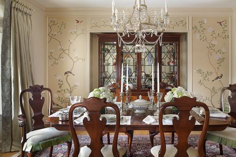 Room, Dining room, Furniture, Interior design, Property, Table, Chandelier, Kitchen & dining room table, Curtain, Classic, 