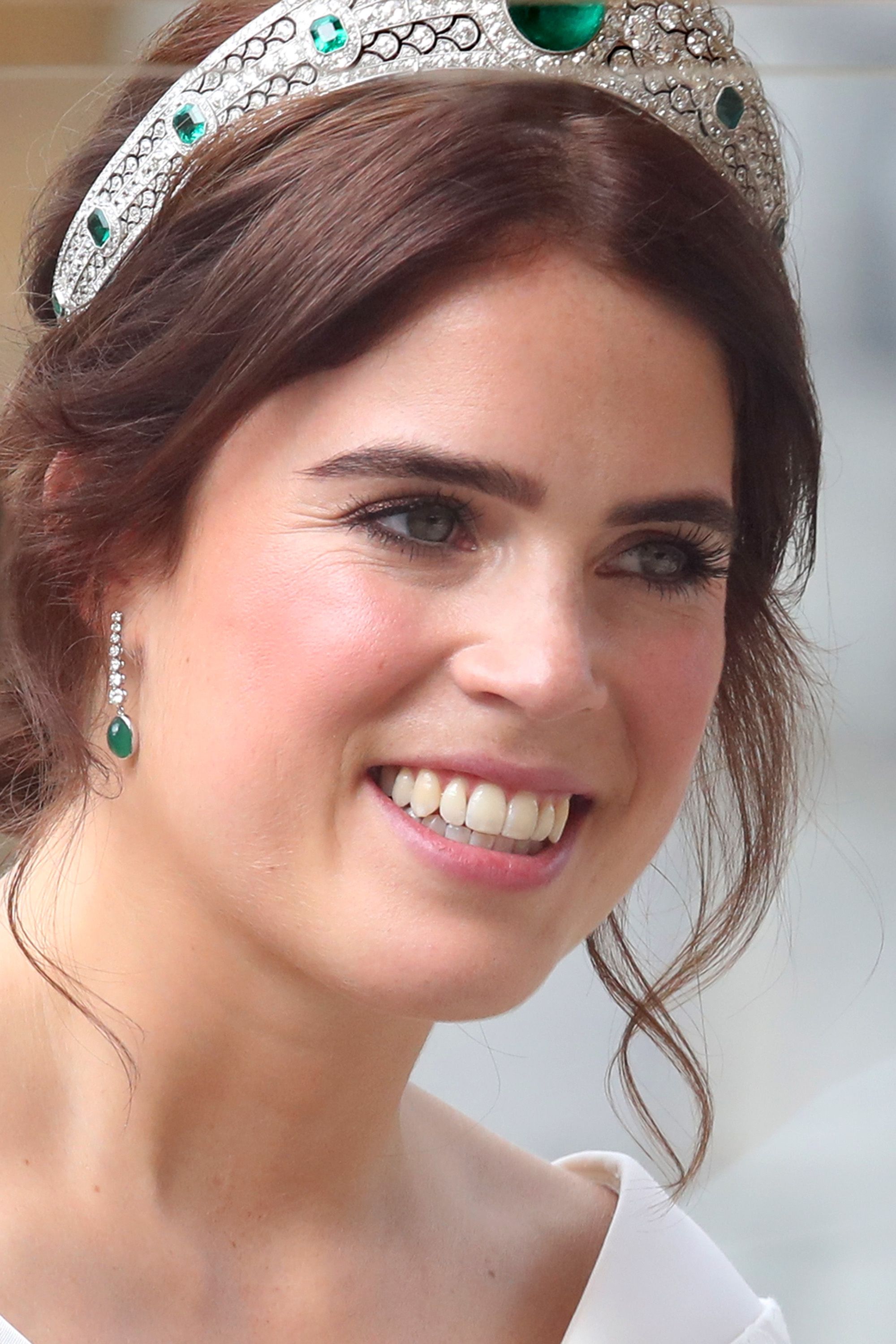 princess eugenie wedding earrings