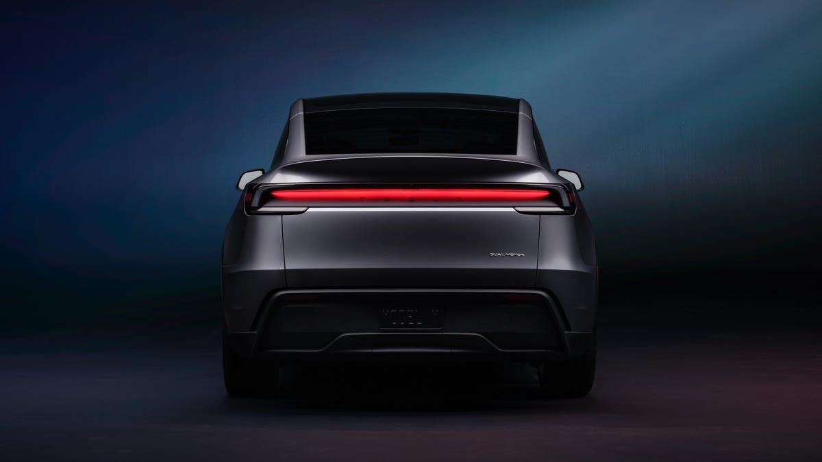 Tesla Announces It Will Sell a Basic, Entry-Level EV That Costs Less
