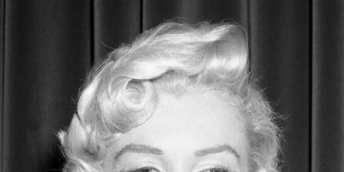 Marilyn Monroe BULLET BRA MAMA photo Retro 1940's 1950's Sweater Gal 8 X  10