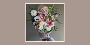 next-day-delivery-flowers-1674225815.jpg