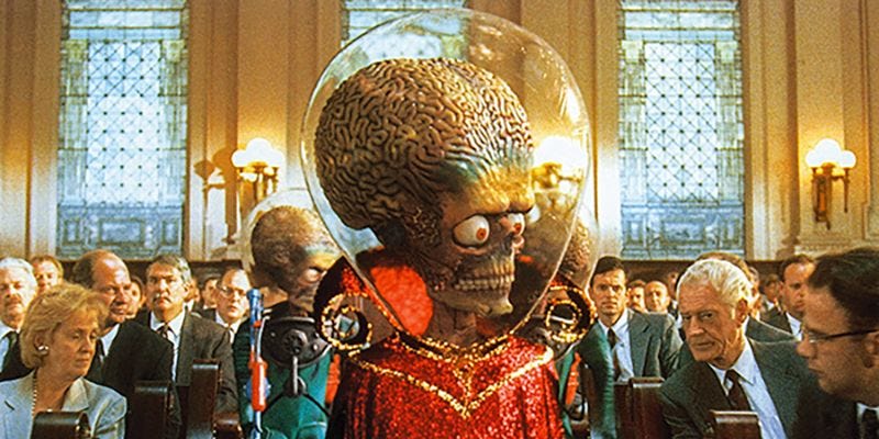 Mars AttacksIn deze parodie op de sciencefictionfilms uit de jaren vijftig leggen moordzuchtige Marsbewoners het af tegen een countryliedje