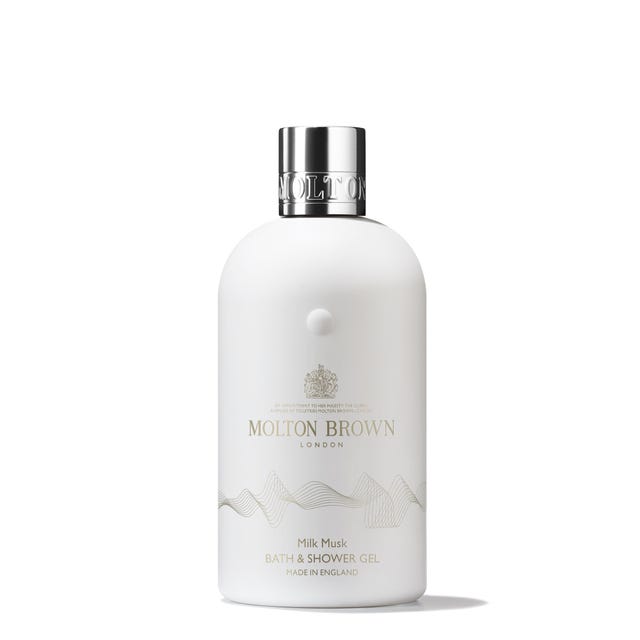 Skin care, Drink, Liqueur, Lotion, Bottle, Plant, Liquid, Distilled beverage, Vodka, Fluid, 