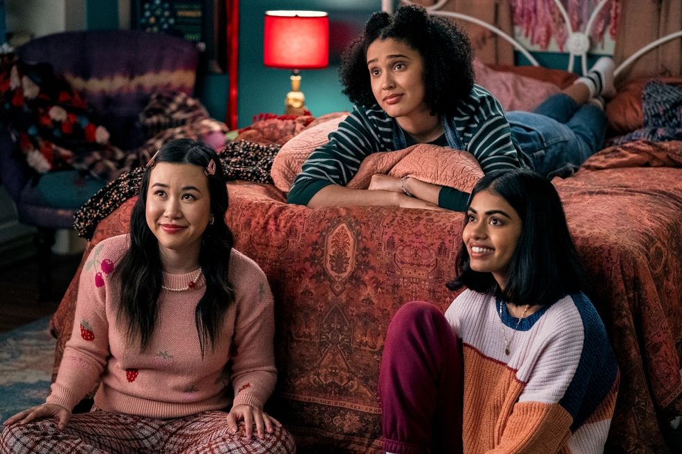 never have i ever l to r ramona young as eleanor wong, lee rodriguez as fabiola torres, megan suri as aneesa in episode 301 of never have i ever cr lara solankinetflix © 2022