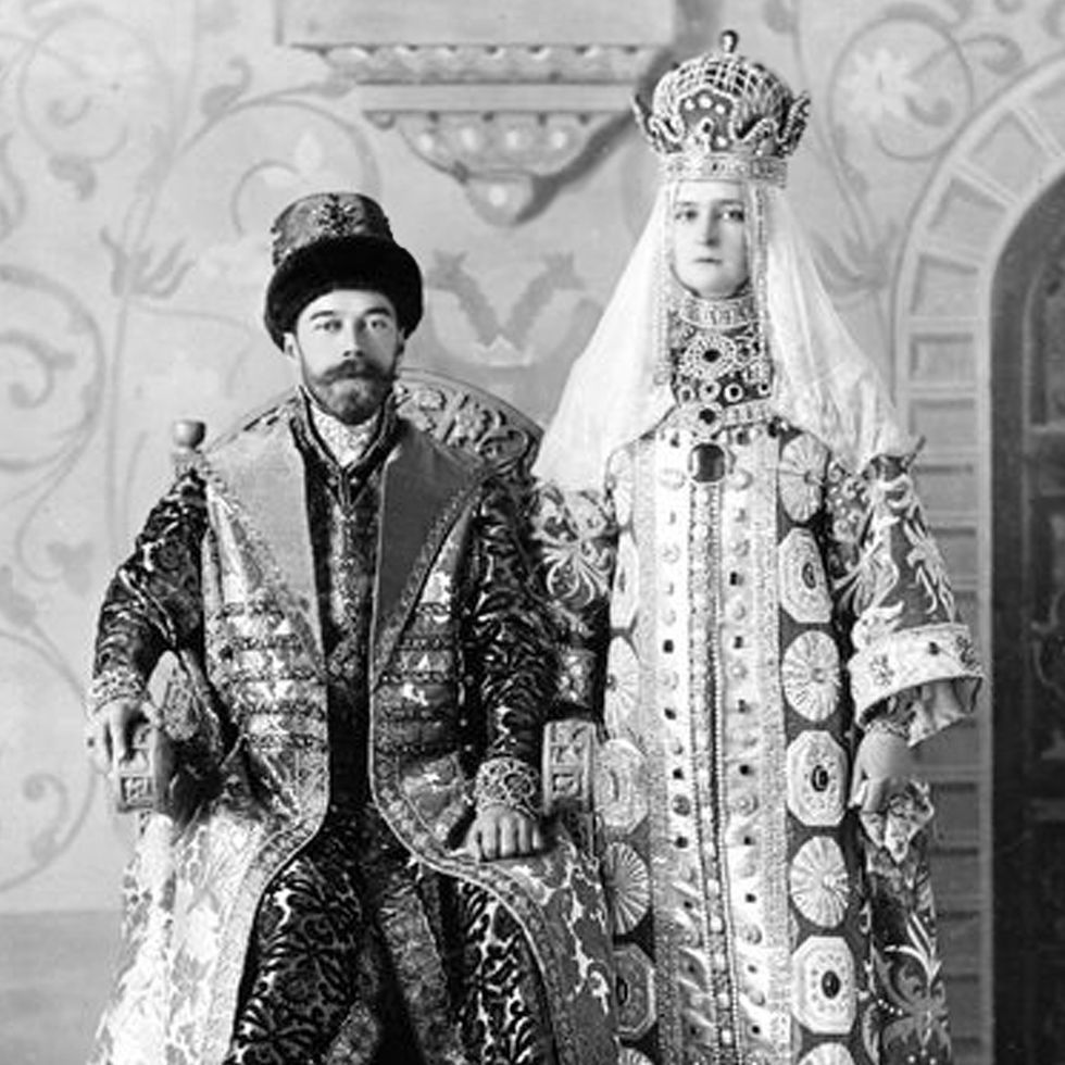 czar nicholas ii and czarina alexandra - romanov family