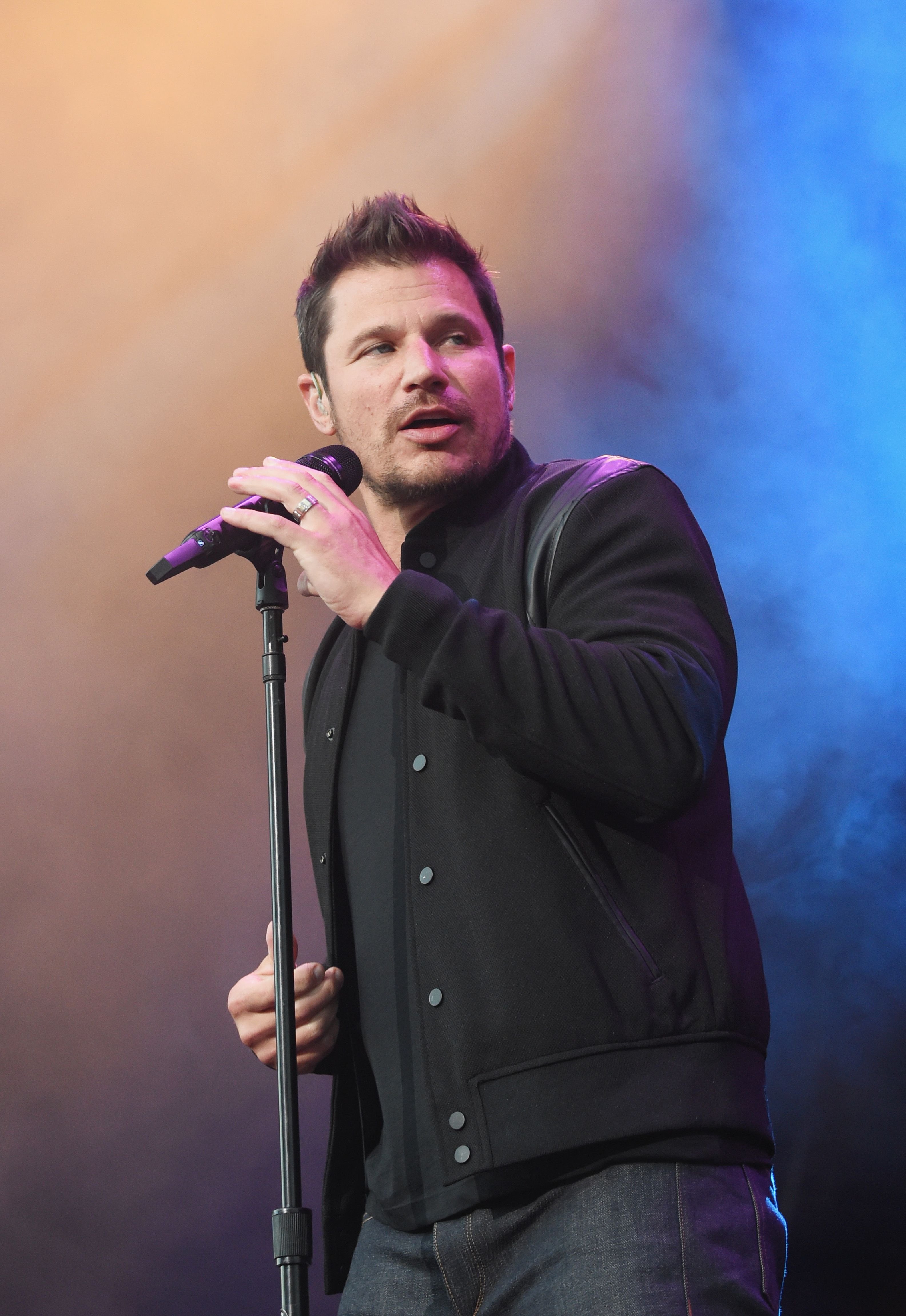 Nick Lachey Approves of Wife Vanessa Lachey's Celeb Hall Pass